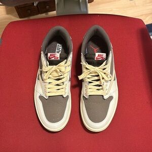 Travis Scott Jordan’s size 10